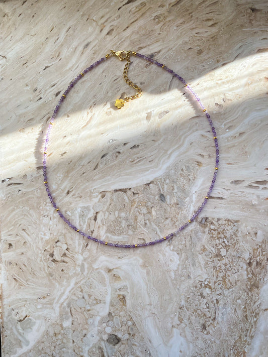Lila Edelsteinkette aus flieder Amethyst