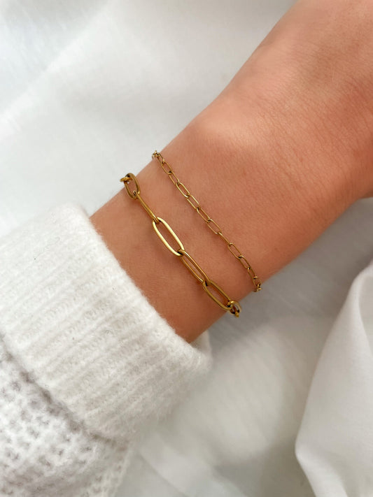 Paperclip bracelet