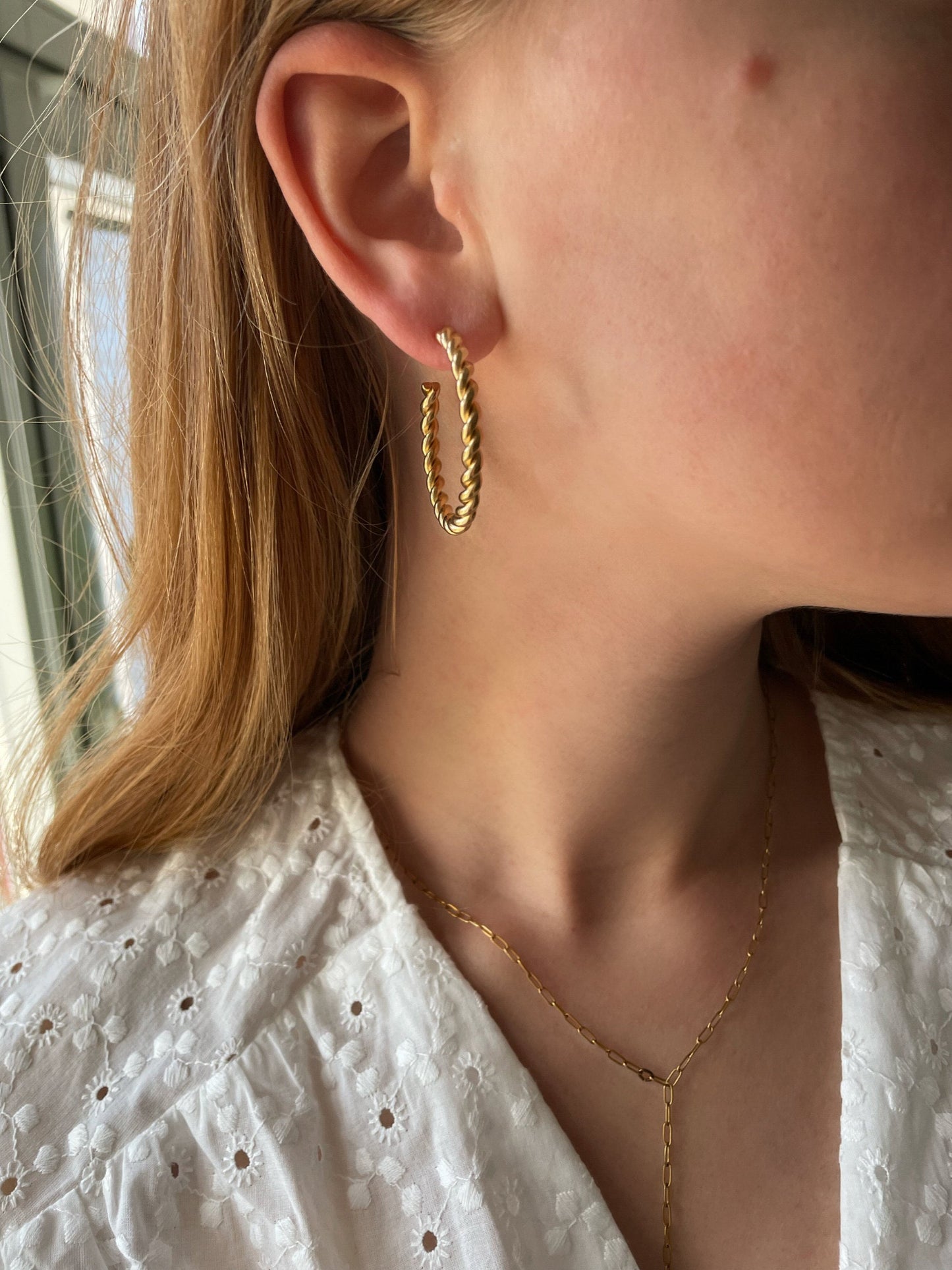 14kt gold twisted hoop earrings